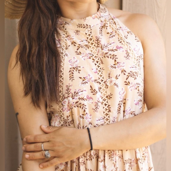 NWT Sunday Mi Amor Floral Cutout Detail Dress Pink Size Small - Picture 2 of 8